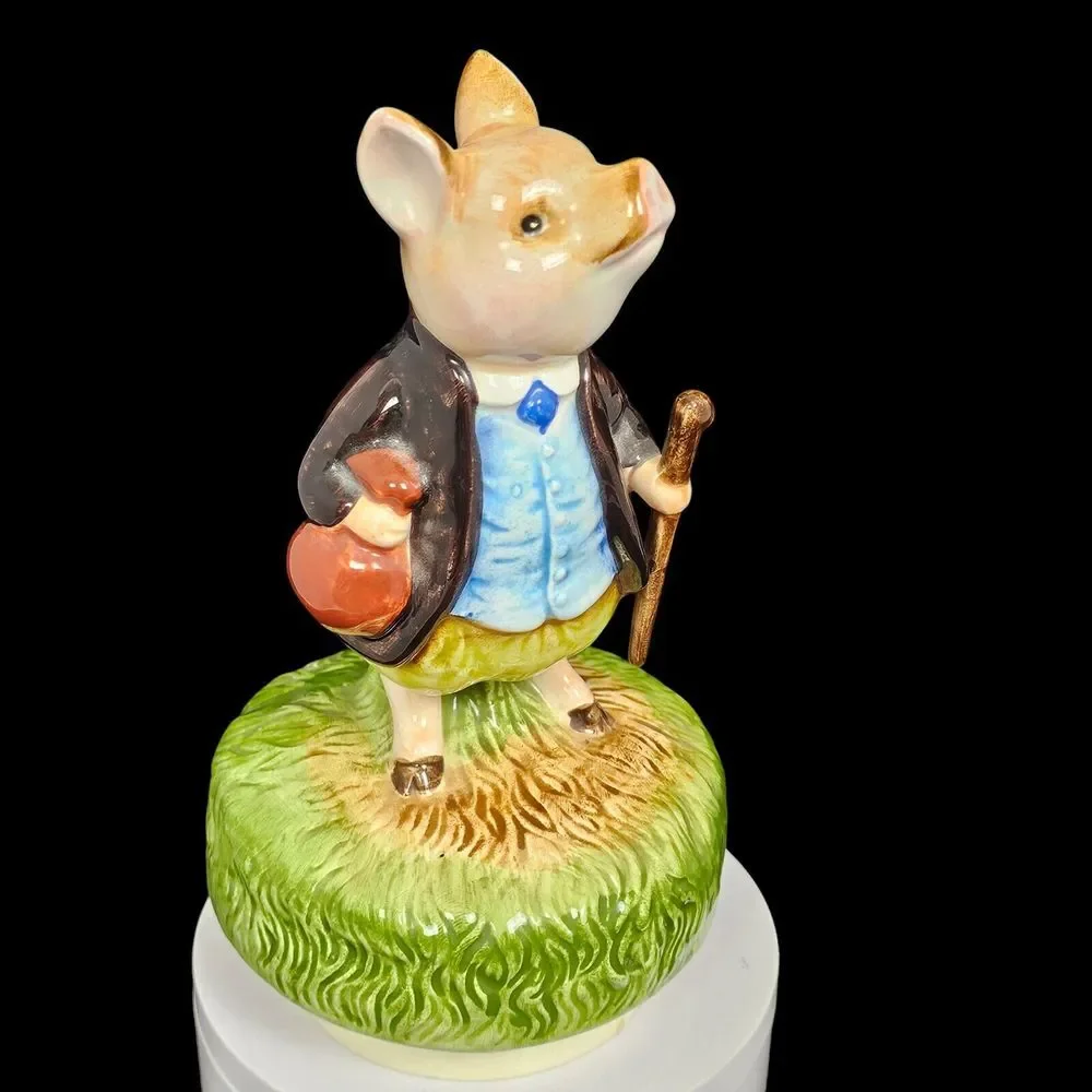 Vintage 70s Beatrix Potter Gentleman Pig Music Figurine King of the Road‎ Music